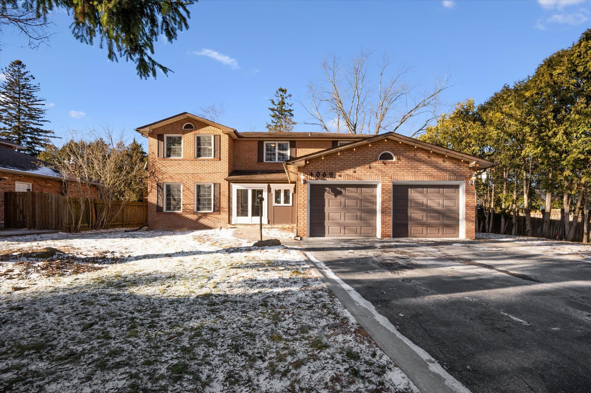 4069 Lakeshore Road, Burlington, ON L7L 1A2