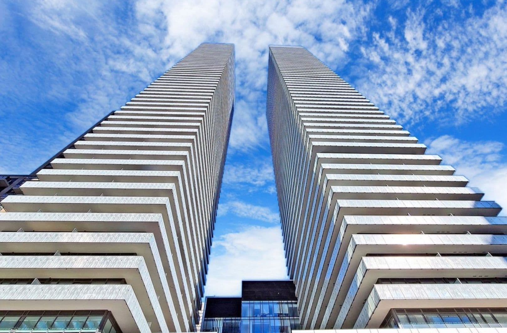 50 Charles Street E 3810, Toronto C08, ON M4Y 1T1