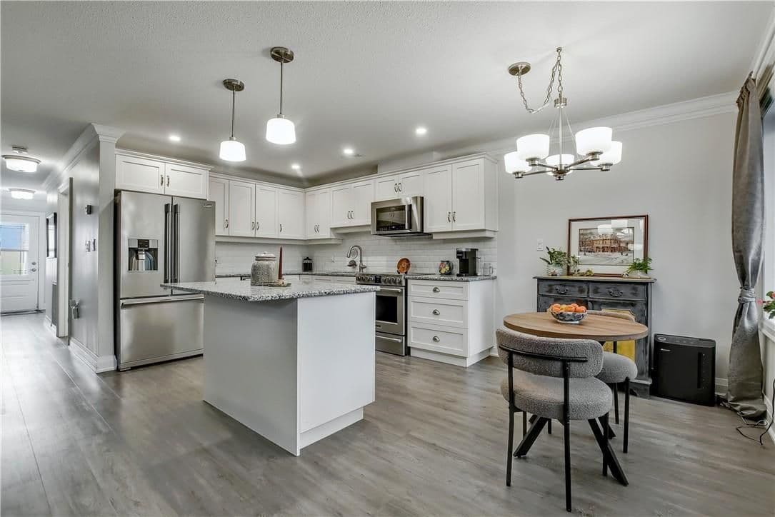 47 Bishop Reding Trail, Hamilton, ON L9B 2L7