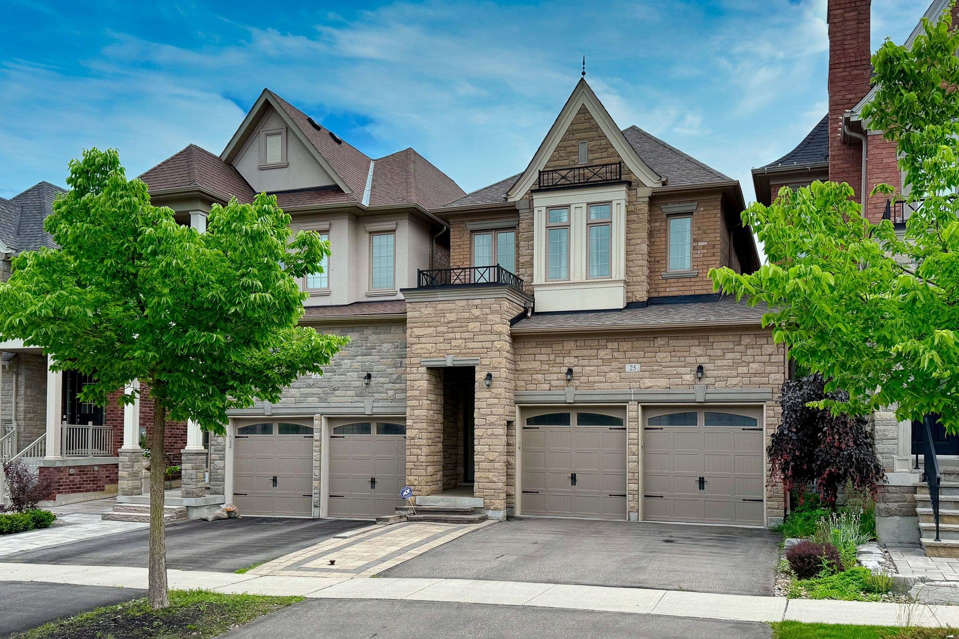 25 Claudview Street, King, ON L7B 0C6