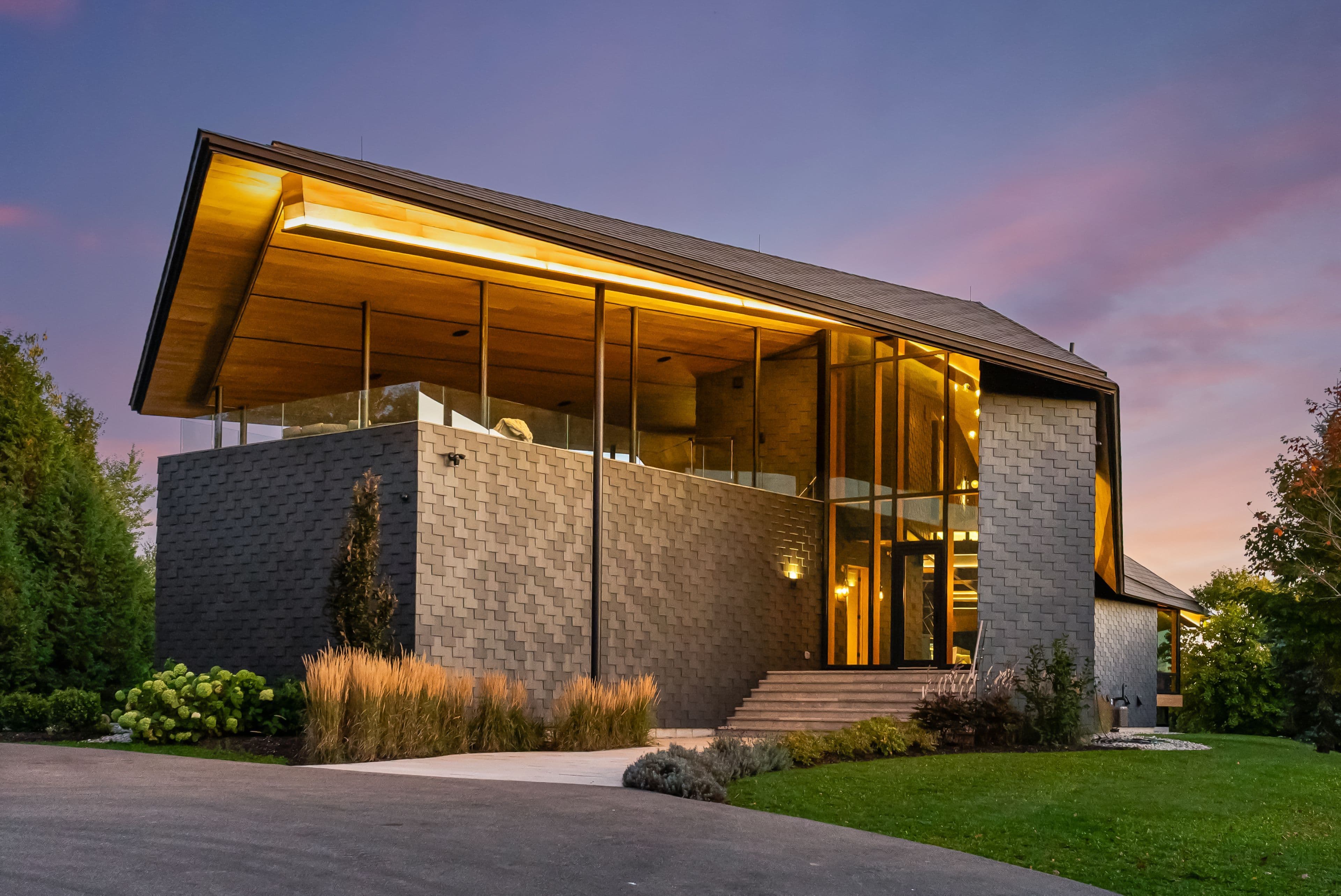 18754 Heart Lake Road, Caledon, ON L7K 1Z7