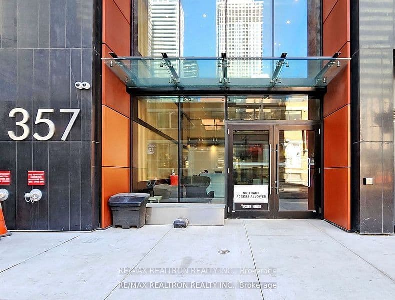 357 King Street W 1504, Toronto C01, ON M5V 0S7
