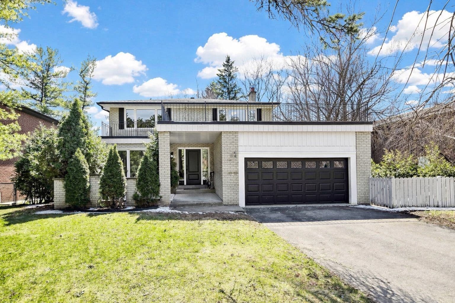 29 Vanwood Road, Markham, ON L3T 2N1