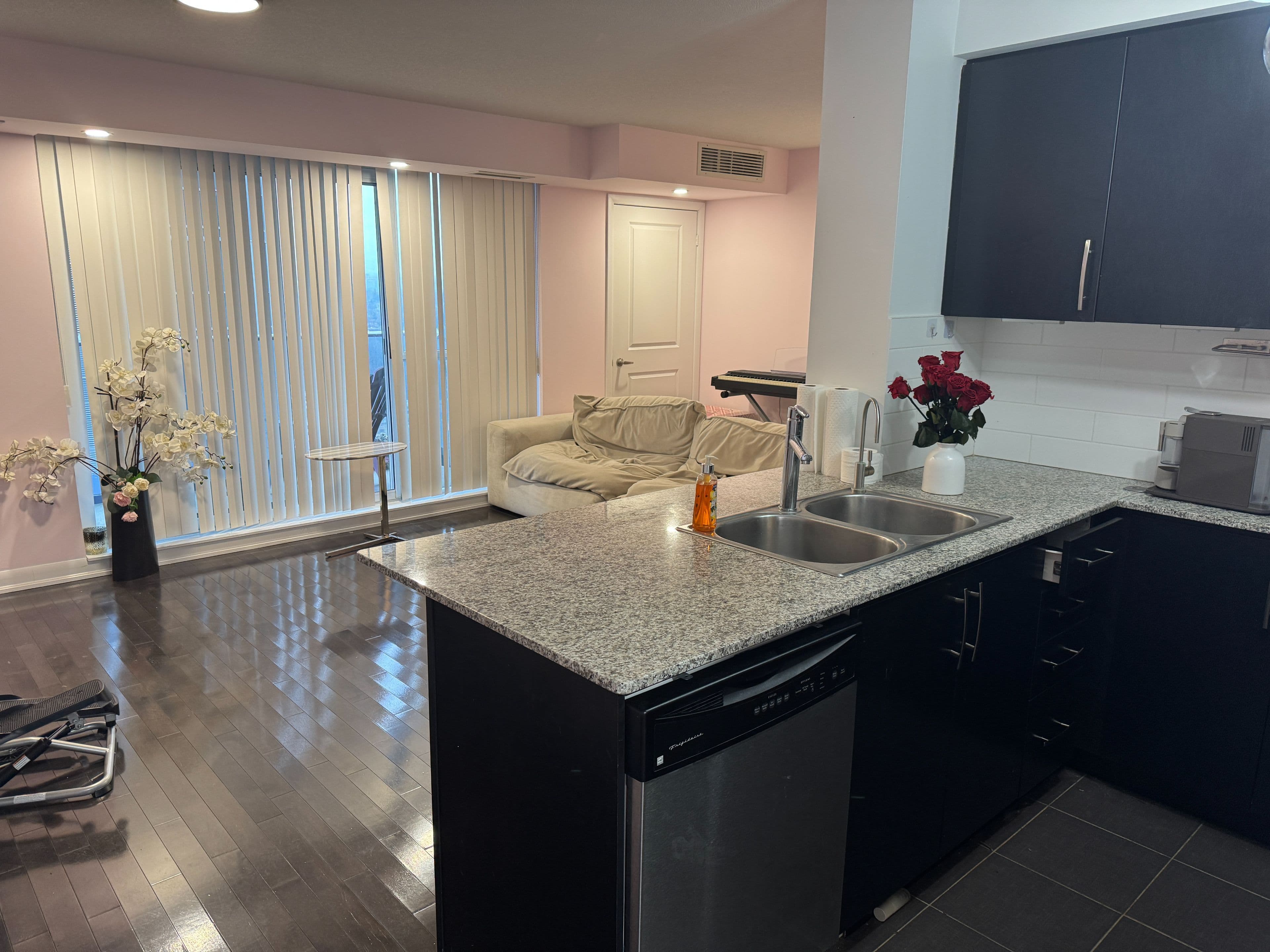 5791 Yonge Street 2107, Toronto C14, ON M2M 0A8