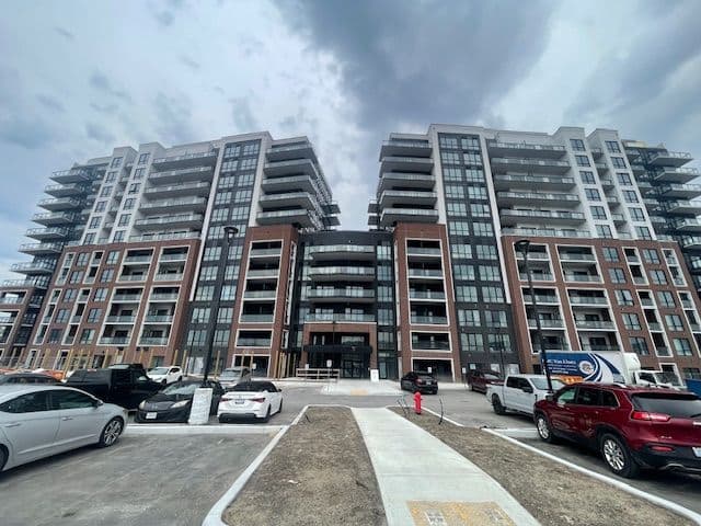 51 clarington Boulevard 1115, Clarington, ON L1C 0H6