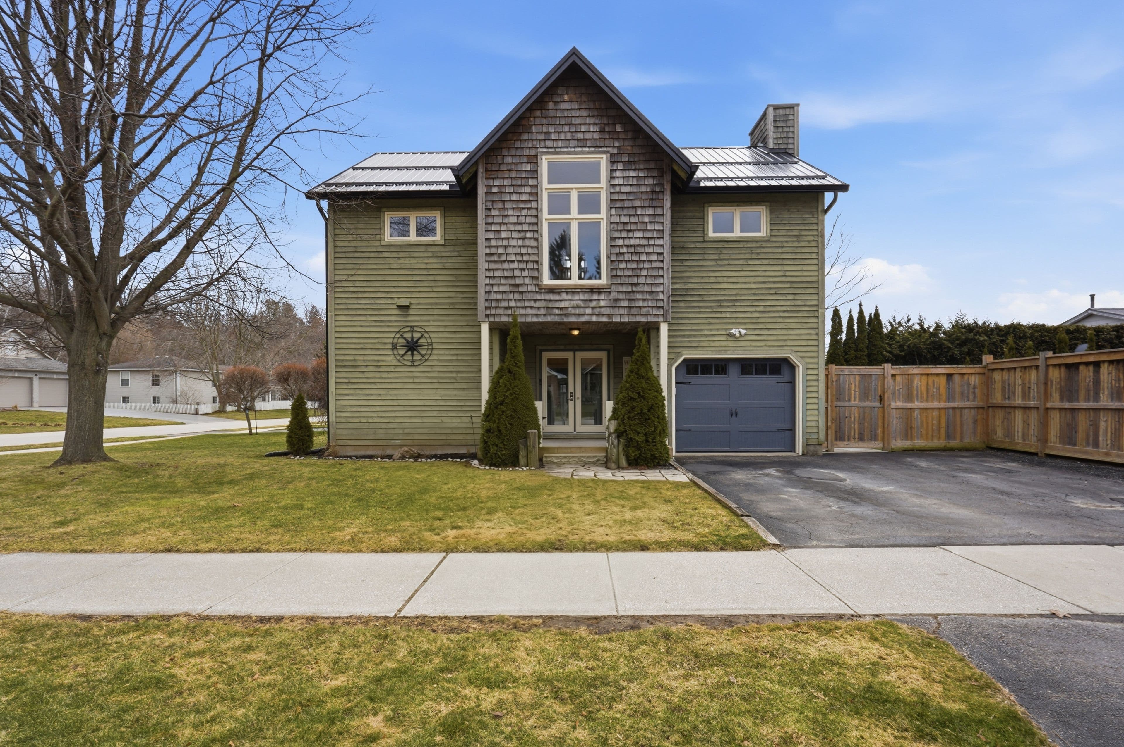 318 Selbourne Drive, Central Elgin, ON N5L 1B1