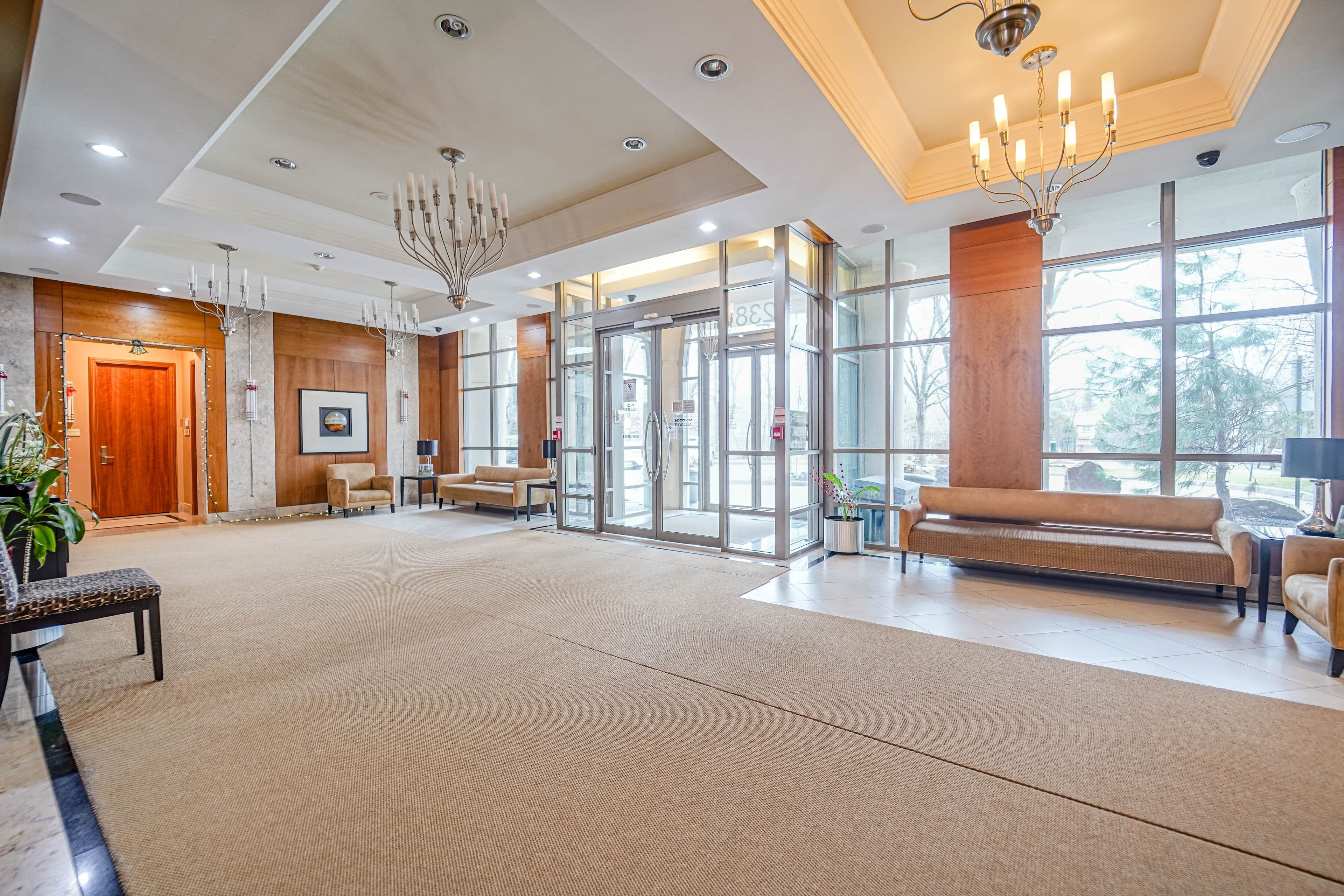 238 Bonis Avenue 1118, Toronto E05, ON M1T 3W7