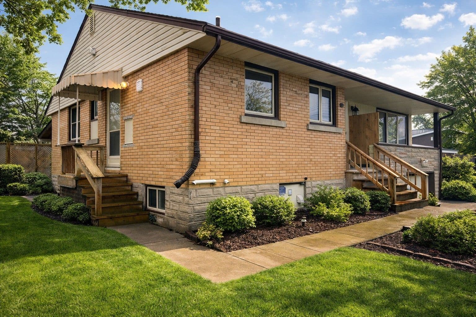 148 Siebert Avenue LOWER, Kitchener, ON N2C 2A8