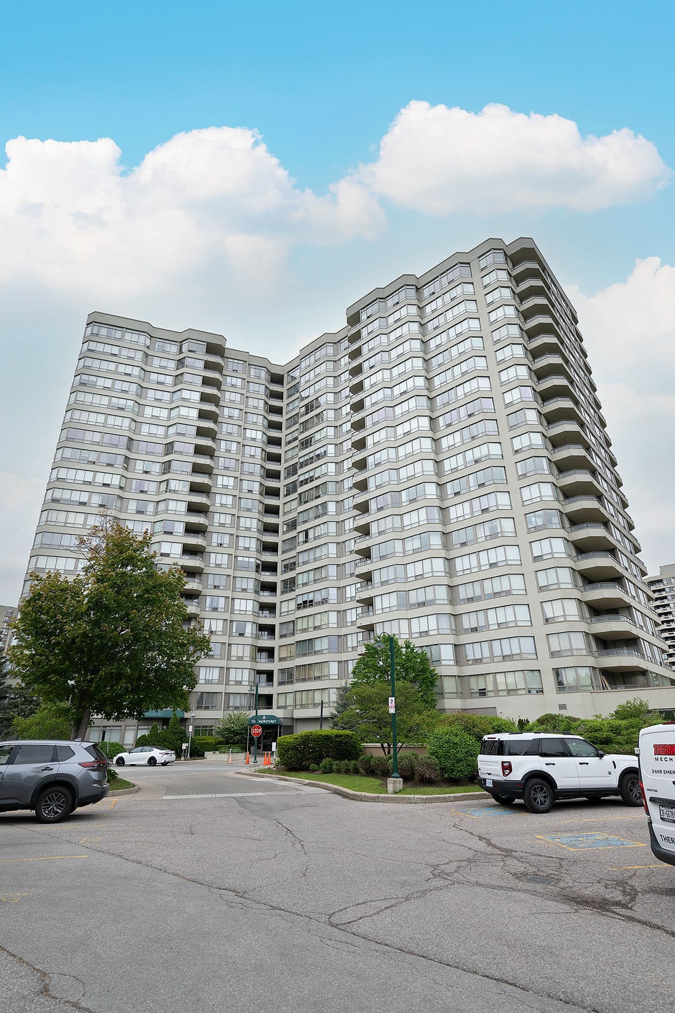 175 Bamburgh Circle 702, Toronto E05, ON M1W 3X8