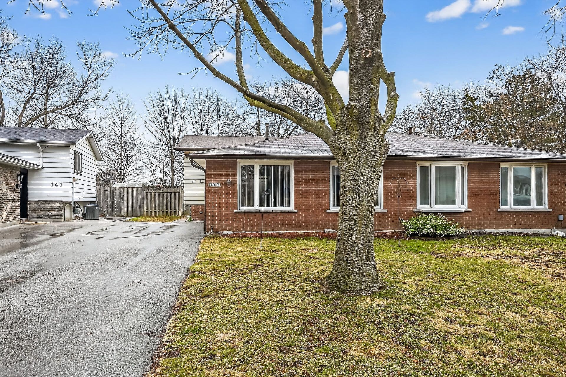 143 Cranbrook Drive, Hamilton, ON L9C 4S5