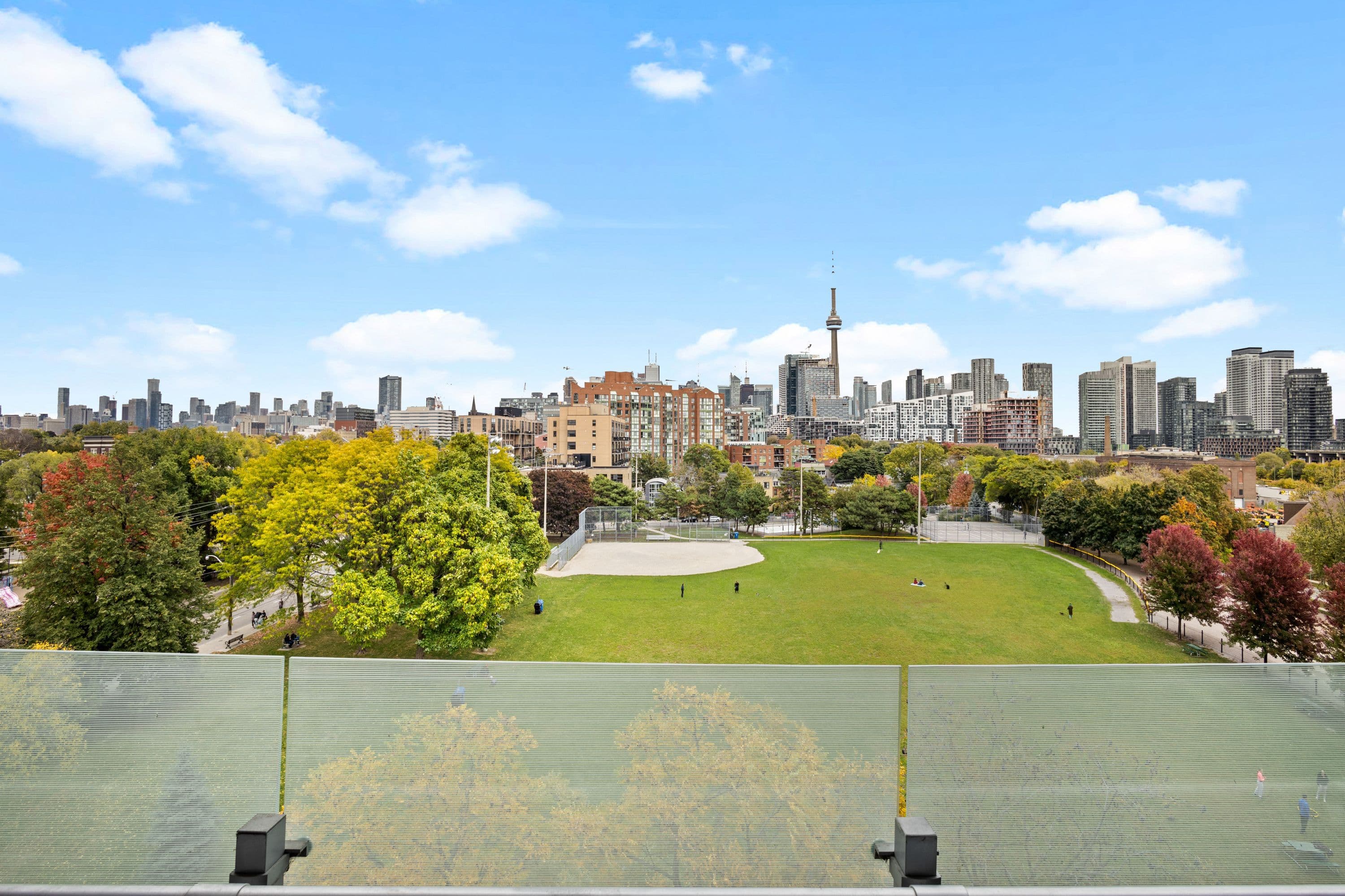 25 Stafford Street 613, Toronto C01, ON M5V 0G3