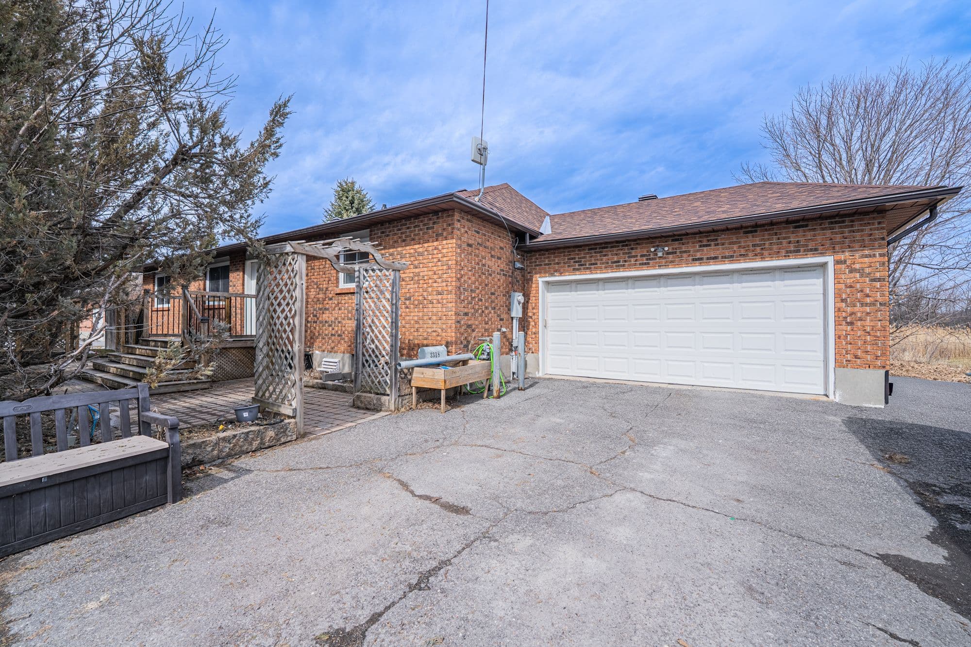 3318 DUNROBIN Road, Constance Bay - Dunrobin - Kilmaurs - Woodlawn, ON K0A 3M0