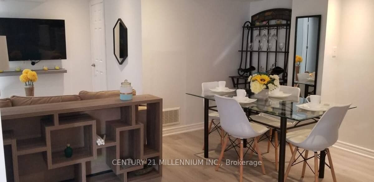 5900 Greensboro Drive Bsmt, Mississauga, ON L5M 5S4