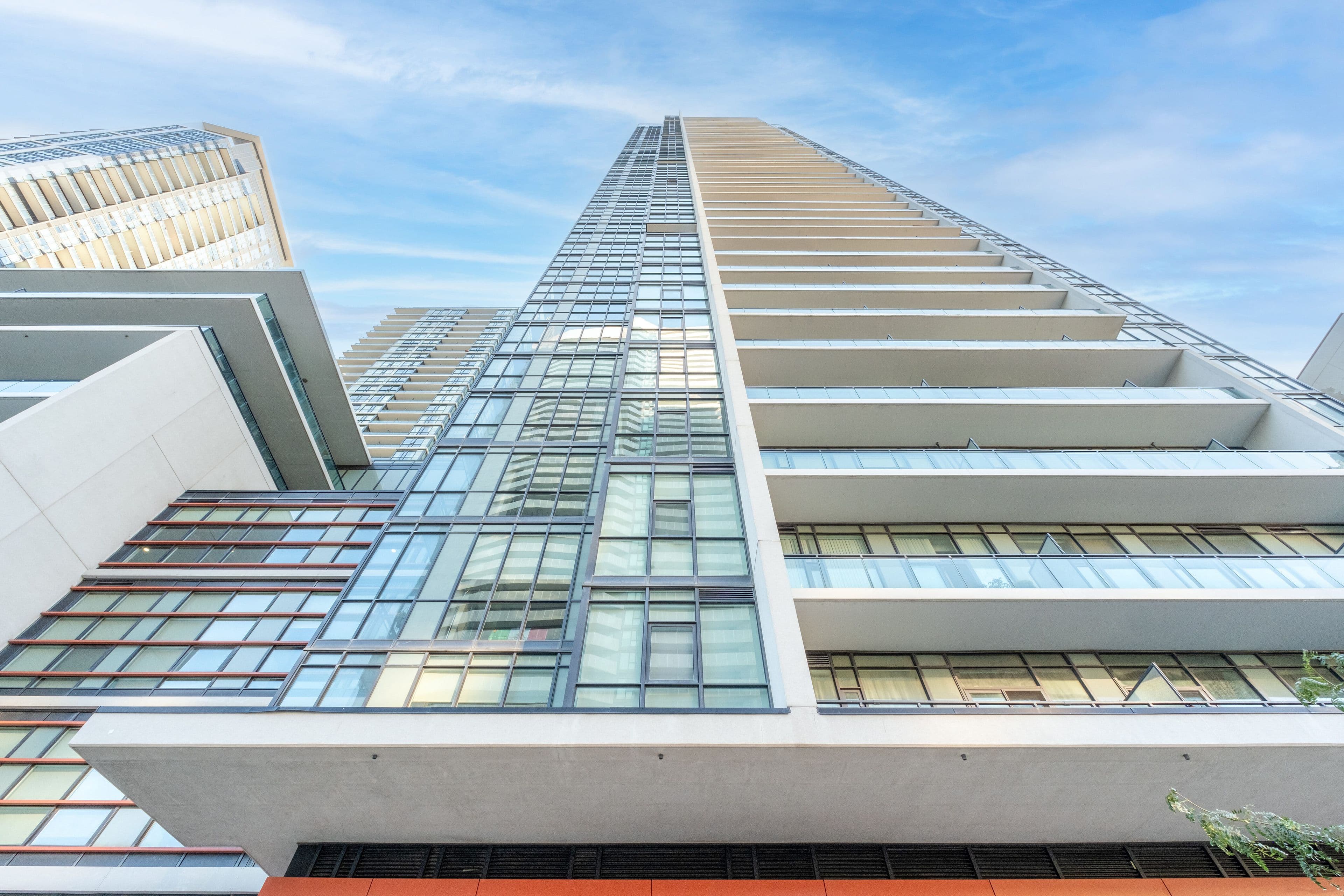 4070 Confederation Parkway 2908, Mississauga, ON L5B 0E9