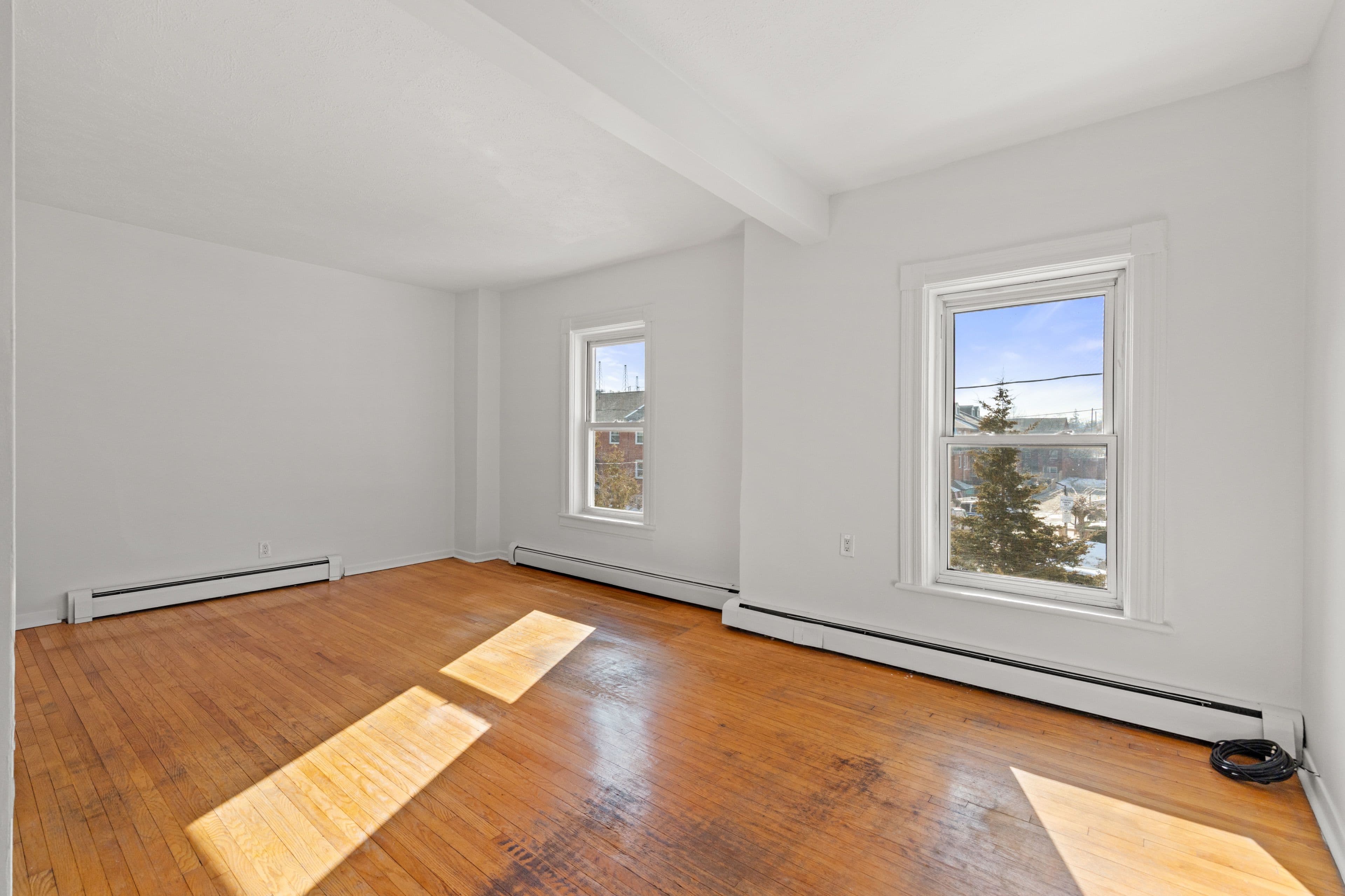 120 Stephenson Avenue Upper, Toronto E02, ON M4C 1G4