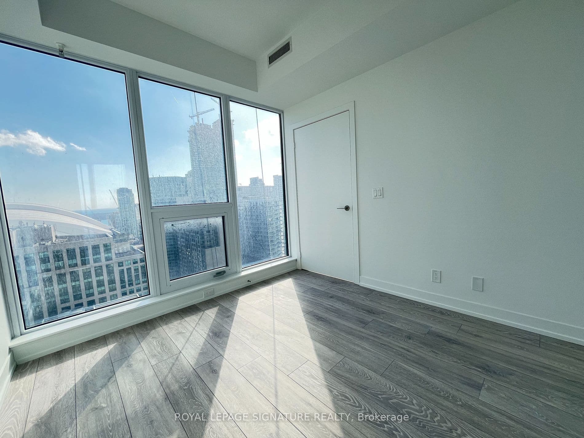 55 Mercer Street 1201, Toronto C01, ON M5V 0W4