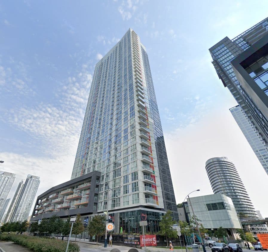 85 QUEENS WHARF Road 619, Toronto C01, ON M5V 0J9