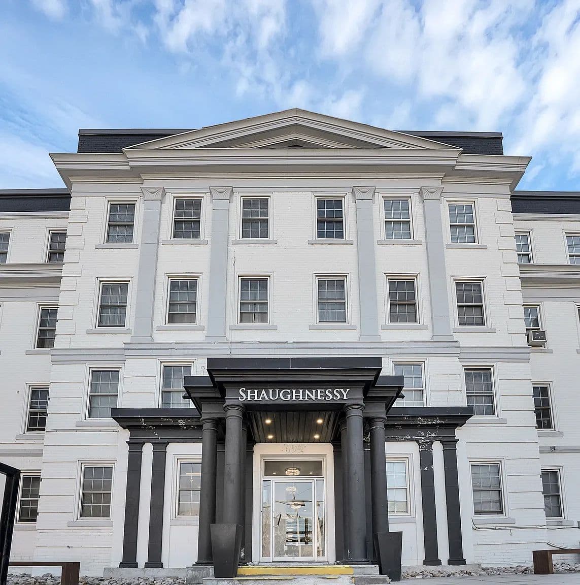 701 Eglinton Avenue W 107, Toronto C03, ON M5N 1C6