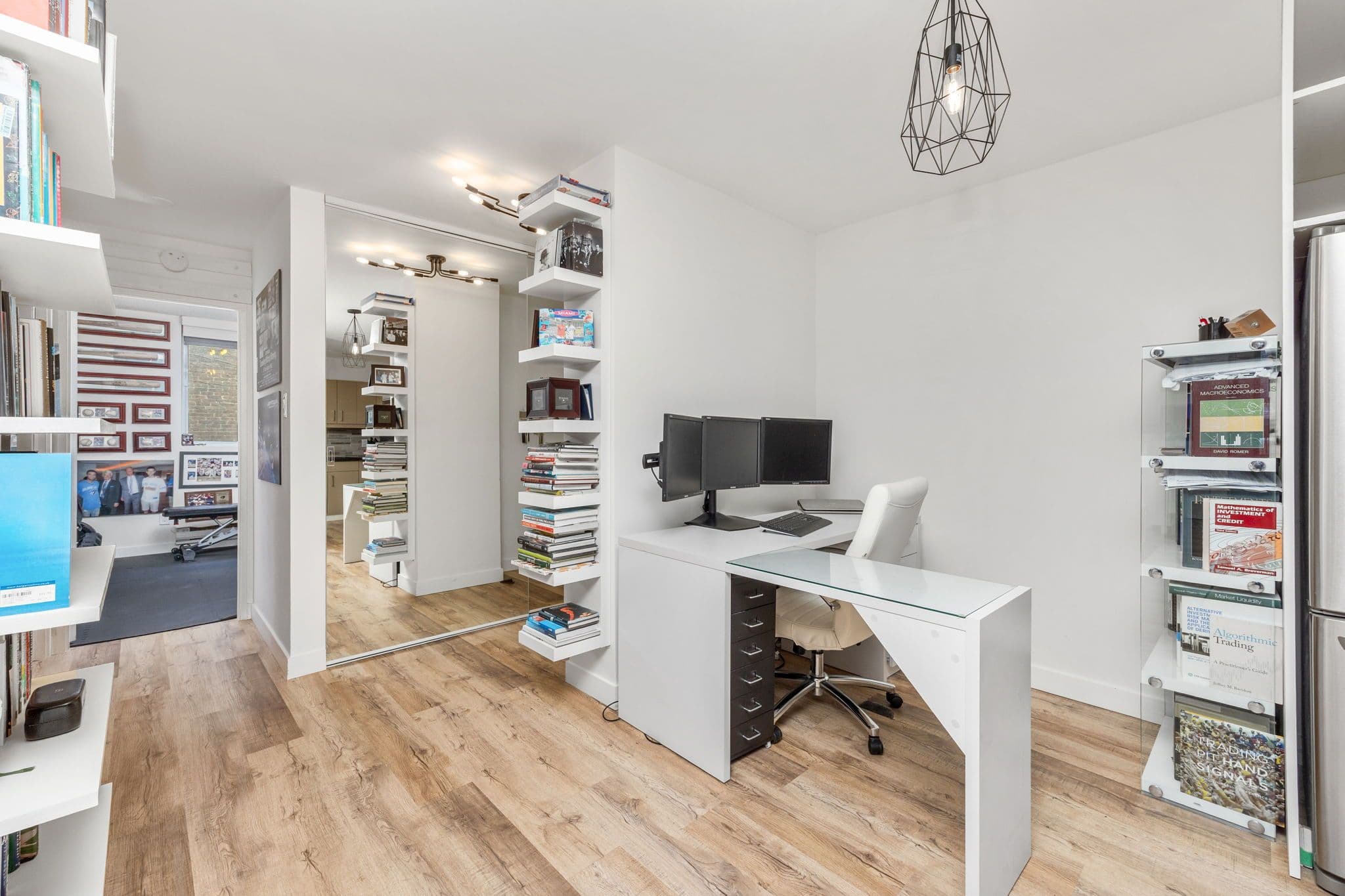 212 St George Street 203, Toronto C02, ON M5R 2N5