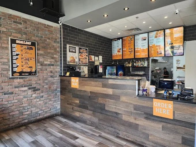 105 The Pond Road Bldg C1, Toronto W05, ON M3J 0K9