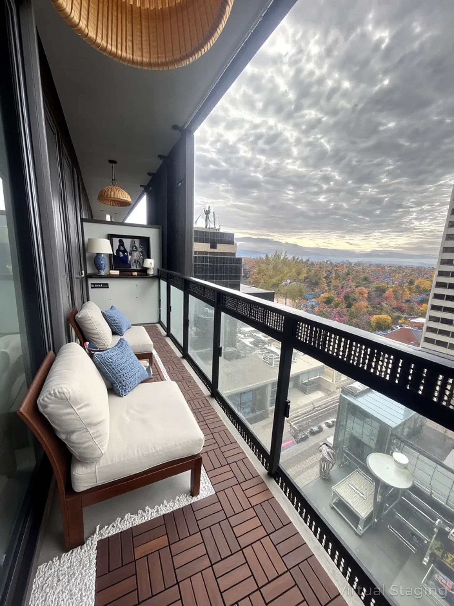 8 Eglinton Avenue E 1503, Toronto C10, ON M4P 1A6