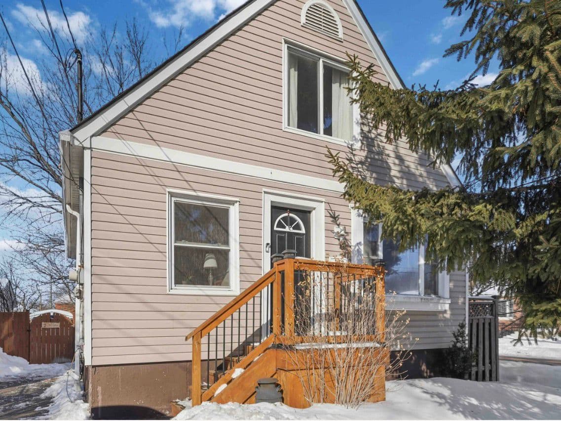 182 East 33rd Street, Hamilton, ON L8V 3T6