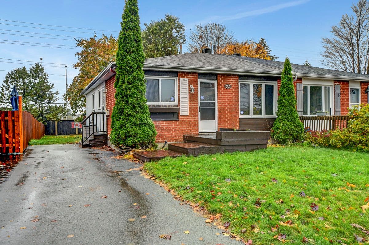 71 Morton Drive, Kanata, ON K2L 1W9
