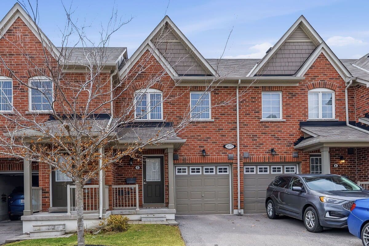 5070 Harvard Road N 5, Mississauga, ON L5M 0X1
