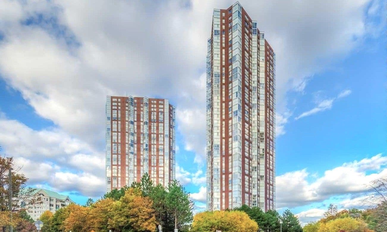 5 Concorde Place 1308, Toronto C13, ON M3C 3M8