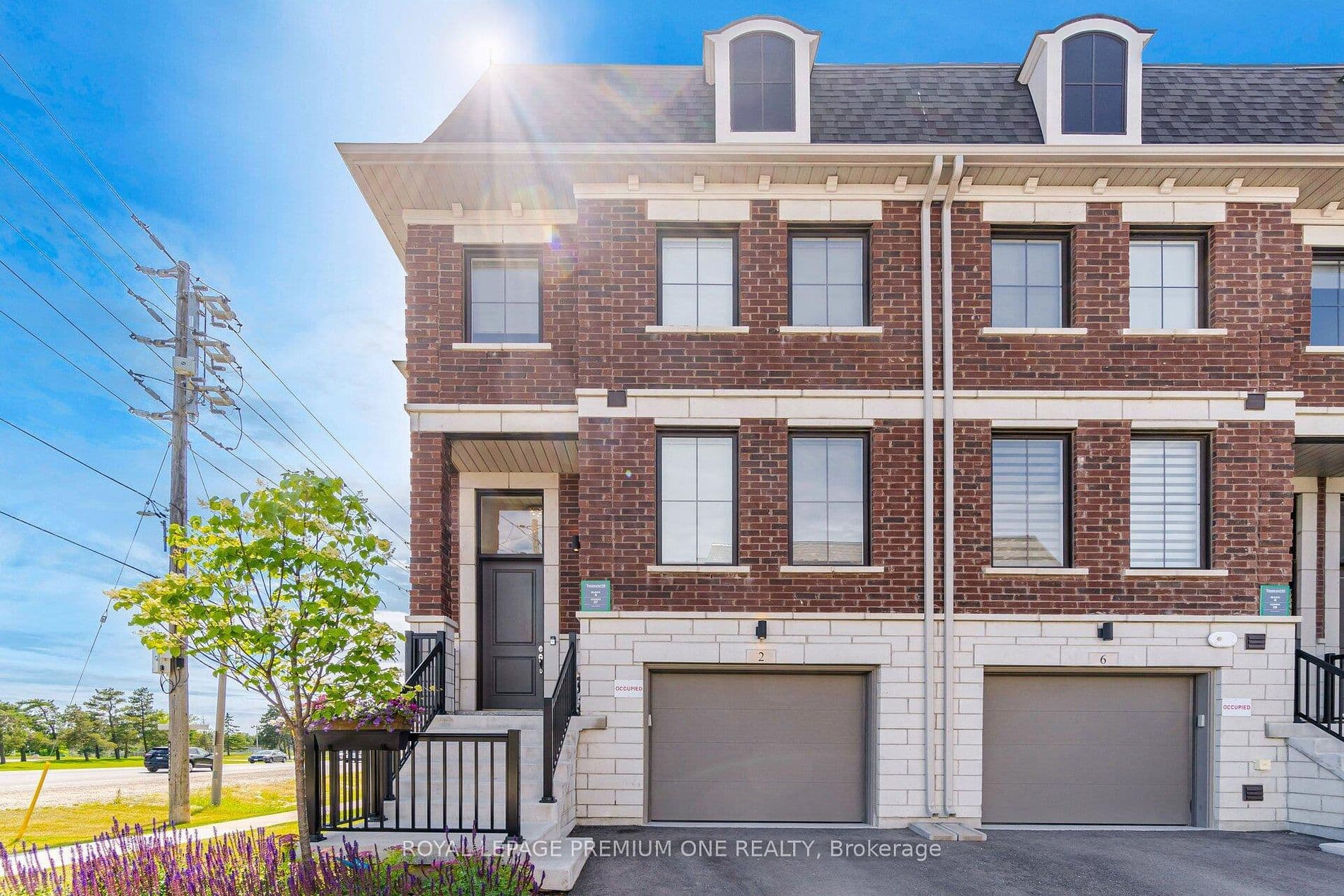 2 Seacoasts Circle, Vaughan, ON L6A 5B6