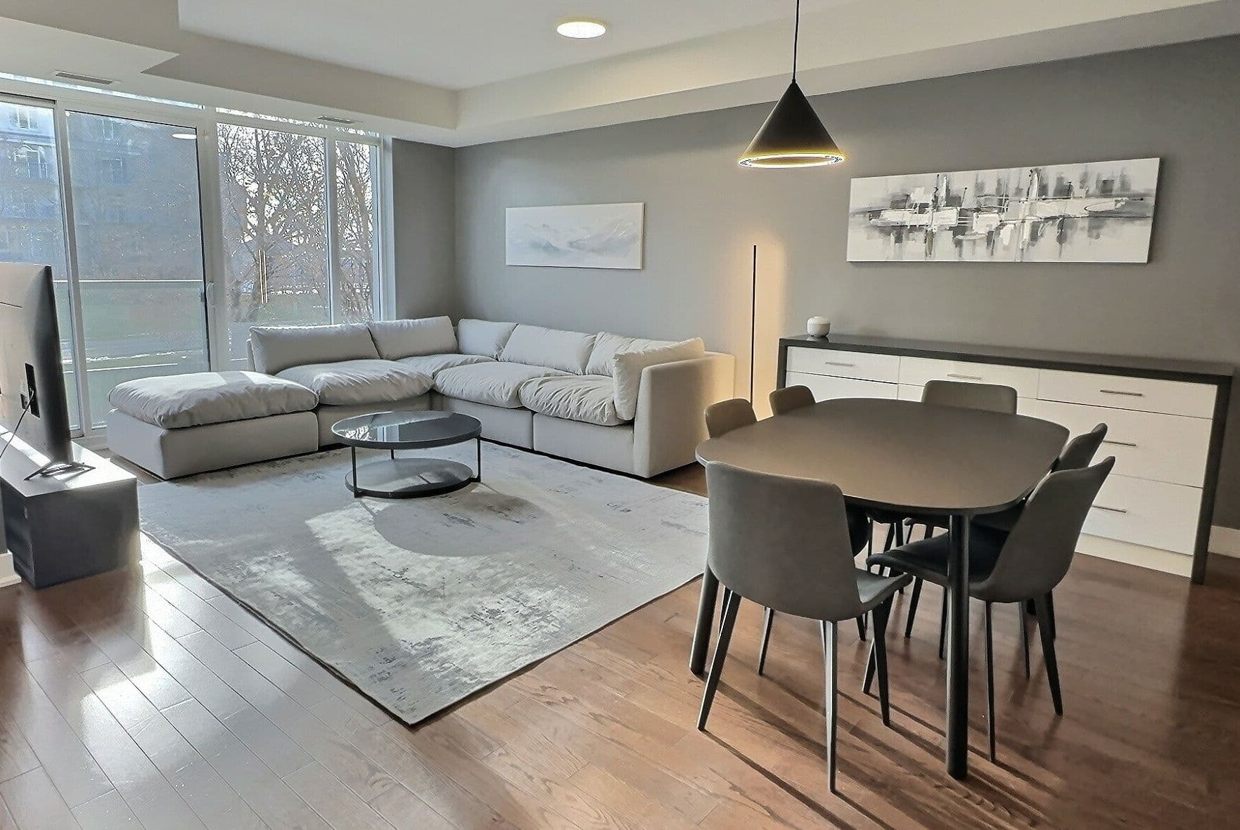 90 Stadium Road Th117, Toronto C01, ON M5V 3W5