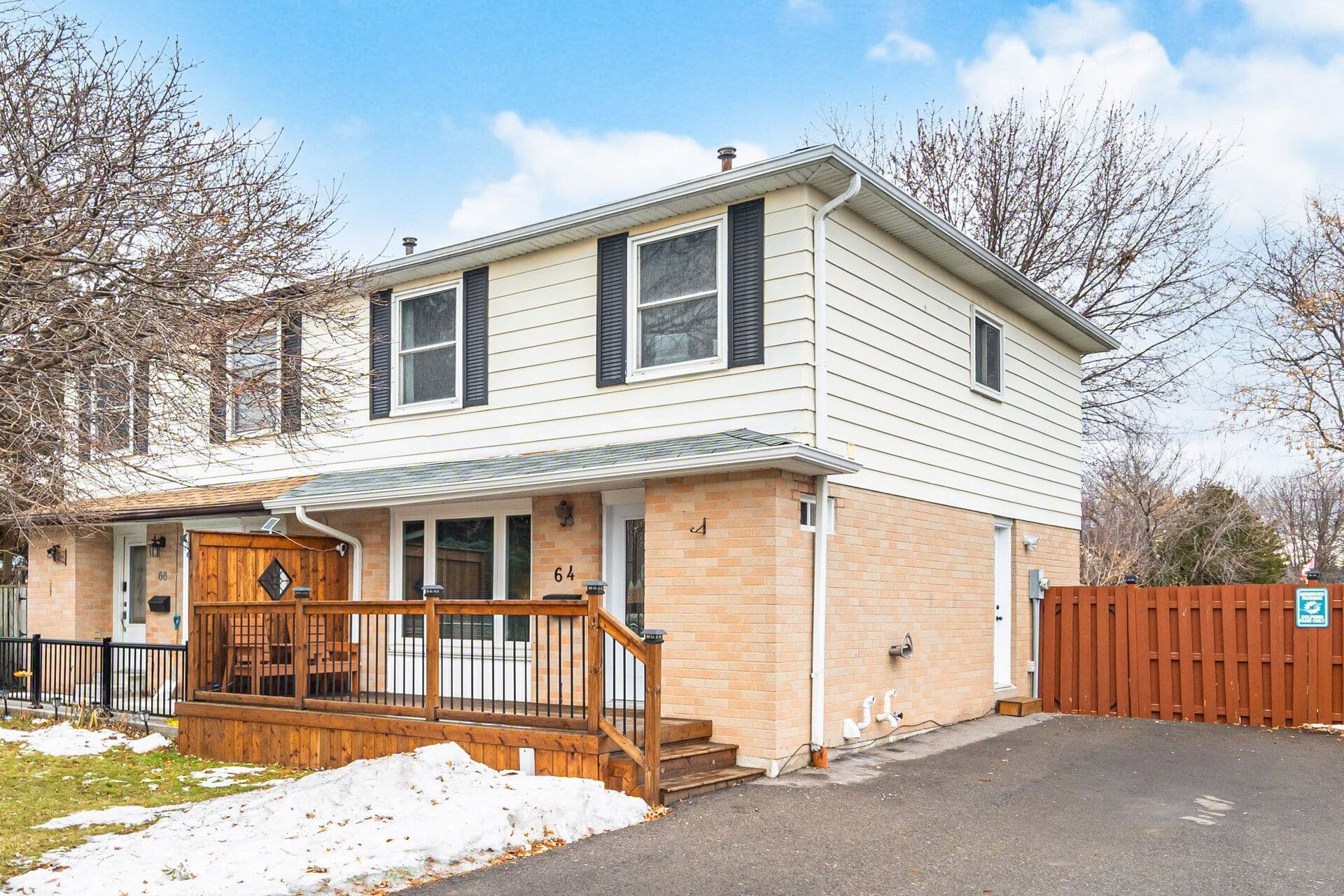 64 Greenbriar Road, Brampton, ON L6S 2A5