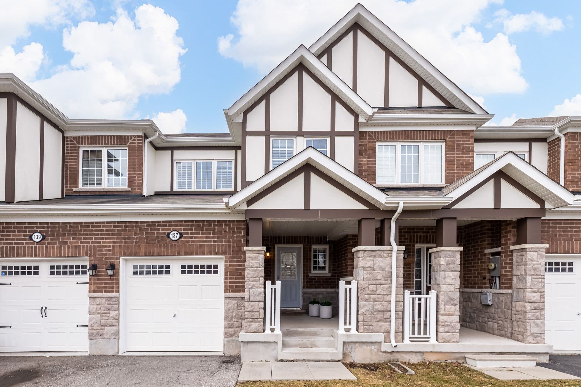 137 McMonies Drive, Hamilton, ON L8B 0A6