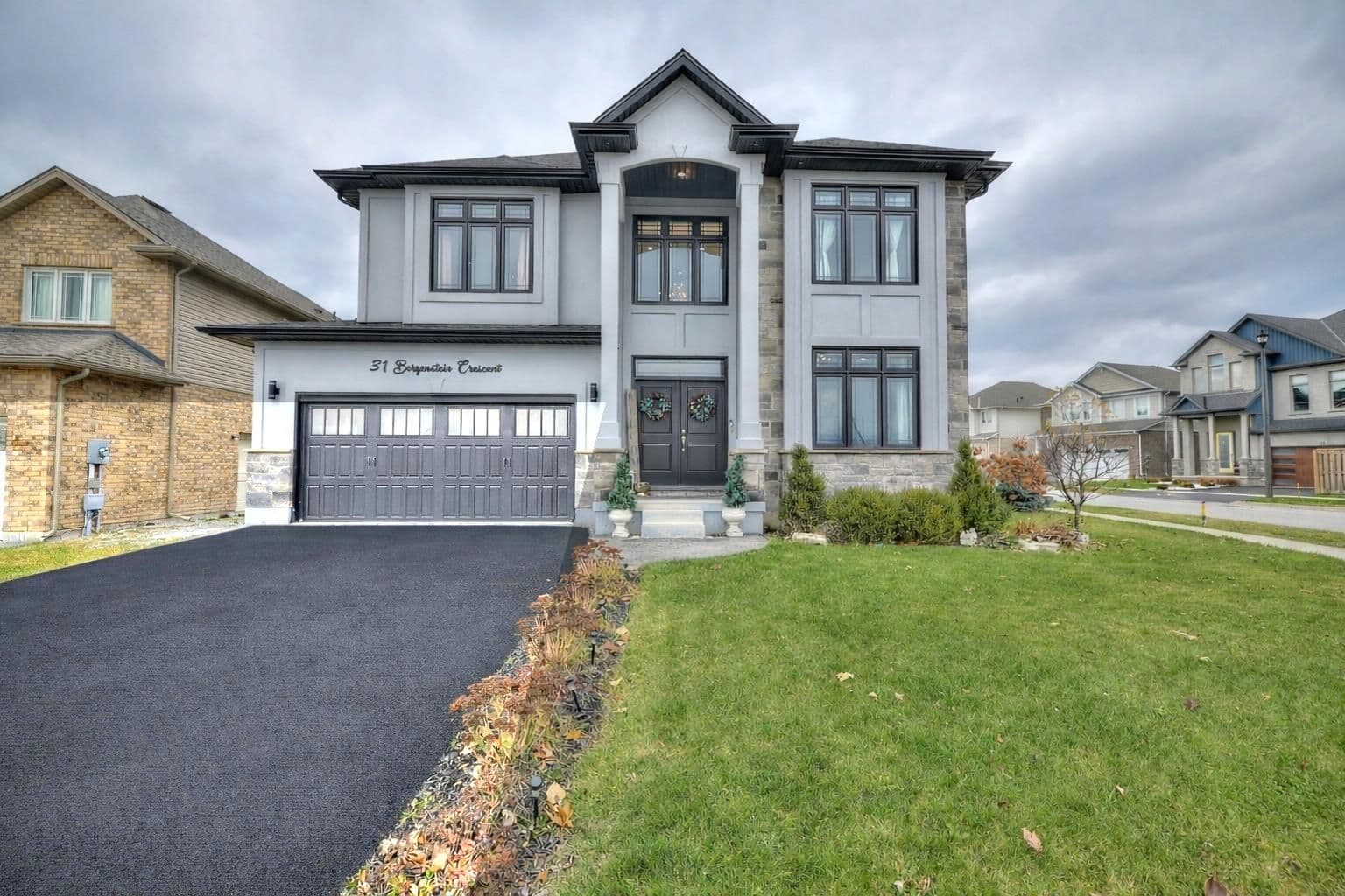 31 BERGENSTEIN CRES Crescent, Pelham, ON L0S 1E6
