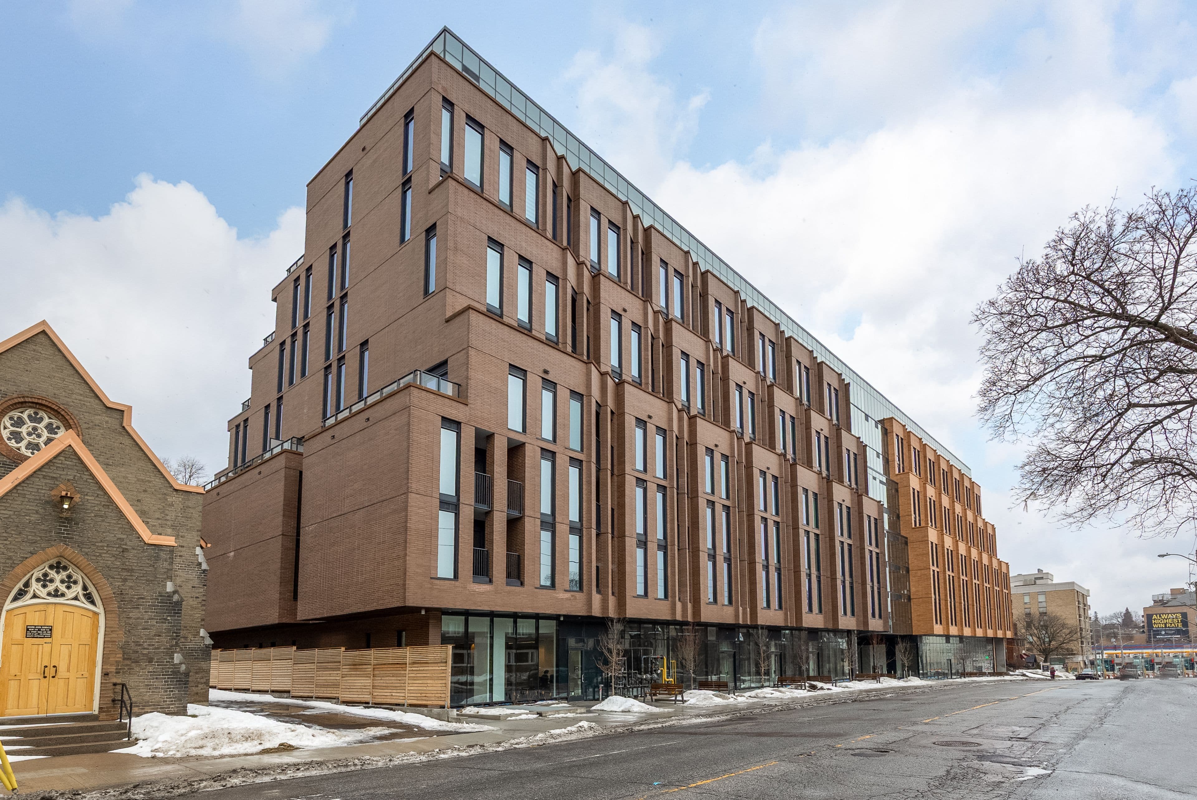 1720 Bayview Avenue 407, Toronto C10, ON M4G 3C4