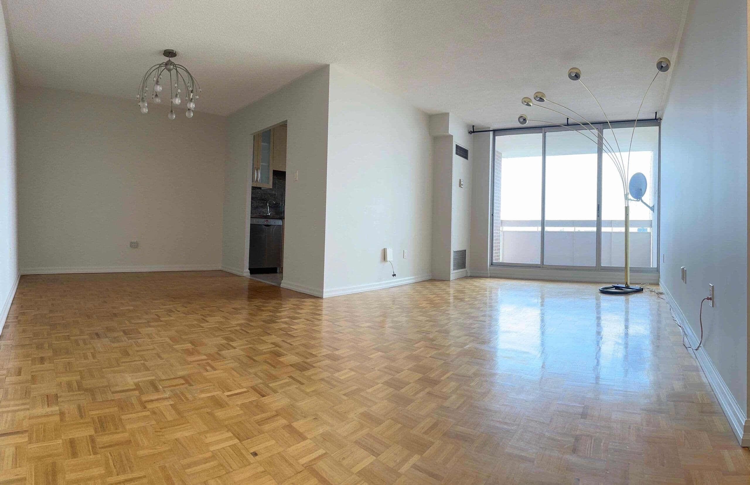 205 Hilda Avenue 1712, Toronto C07, ON M2M 4B1