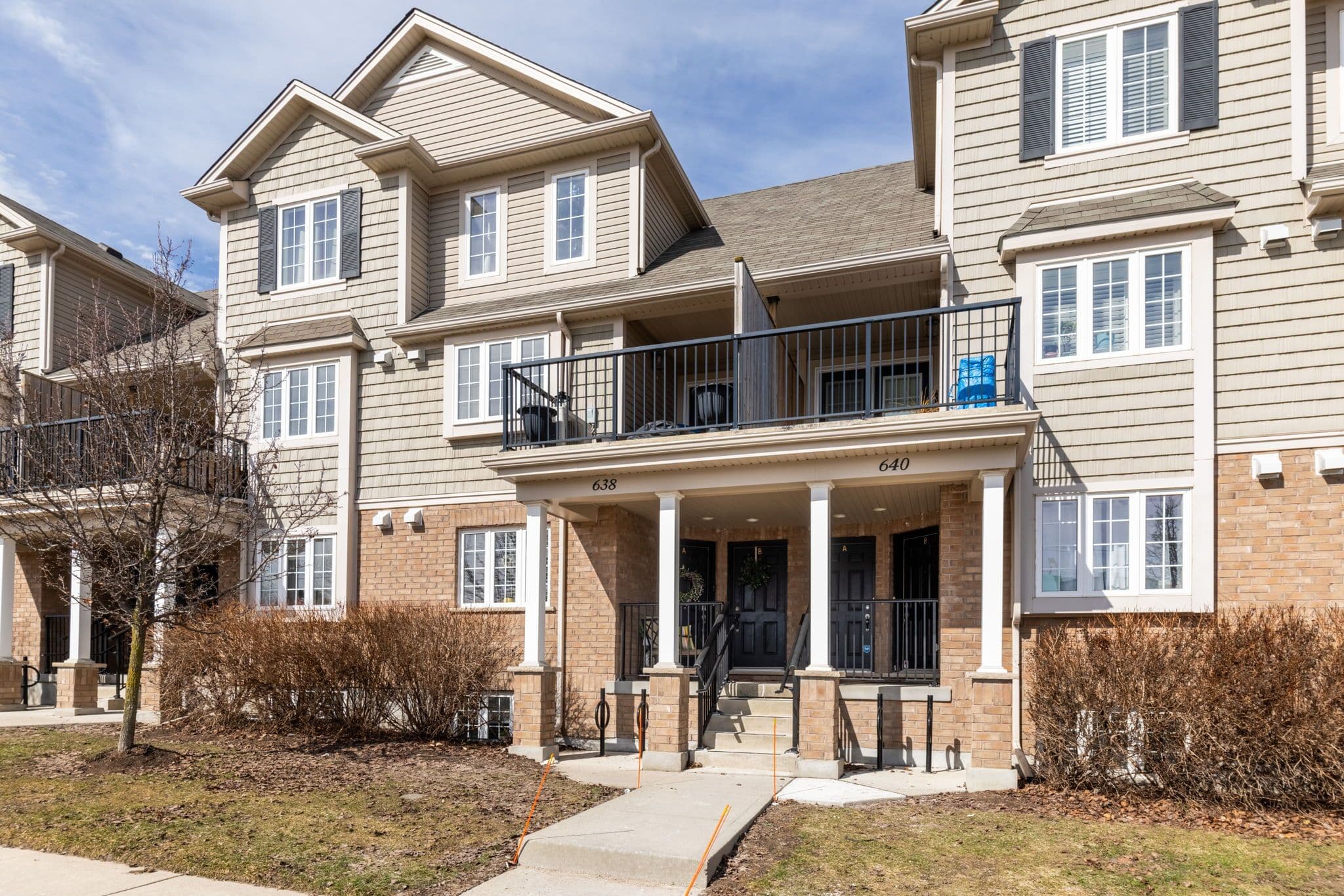 638 Woodlawn Road E B, Guelph, ON N1E 0K4