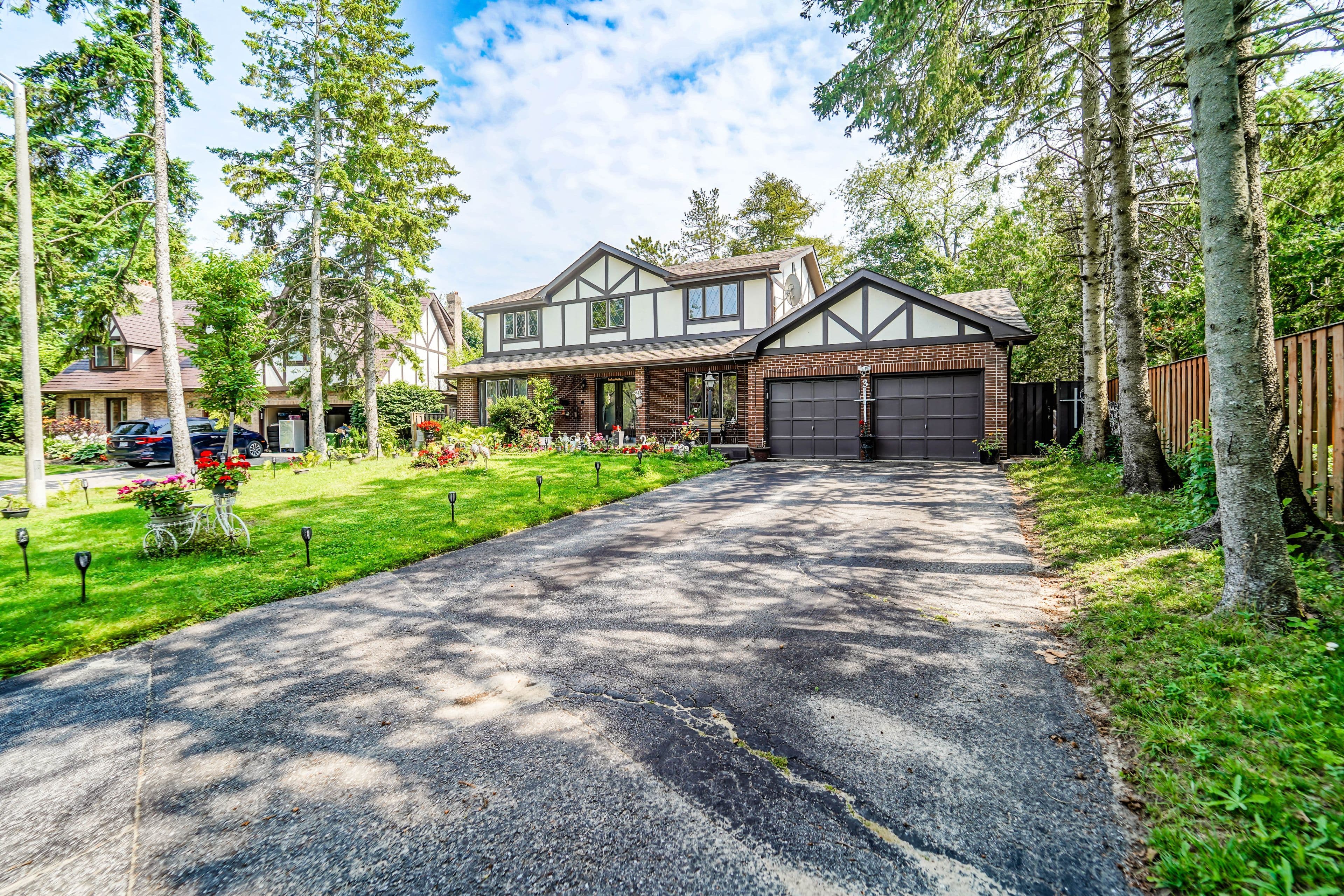 3 Ruddell Place, Toronto E10, ON M1C 3E4