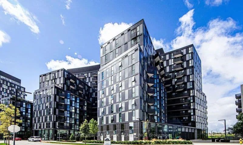 30 Tretti Way 815, Toronto C06, ON M3H 0E3