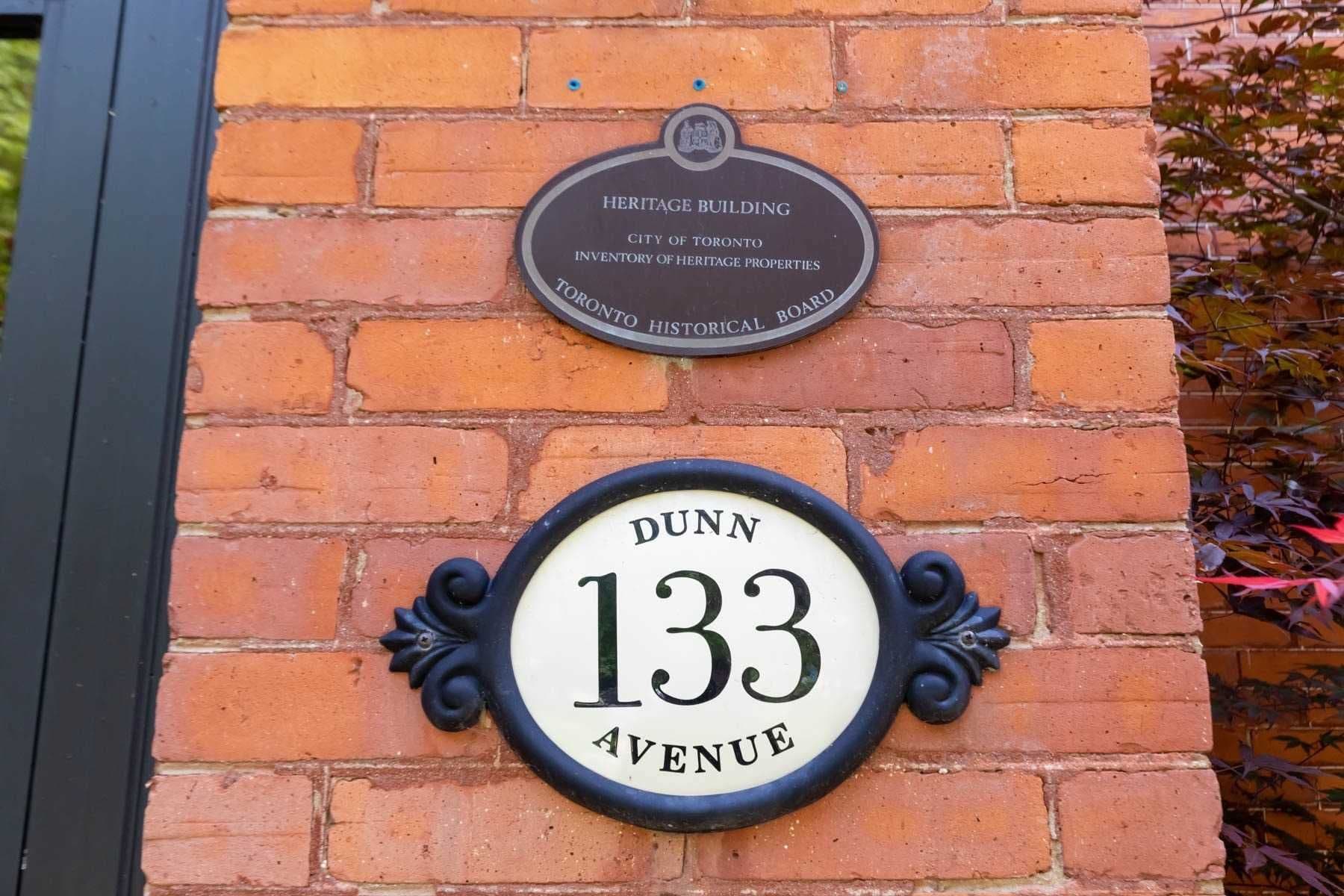 133 Dunn Avenue 203, Toronto W01, ON M6K 2R8