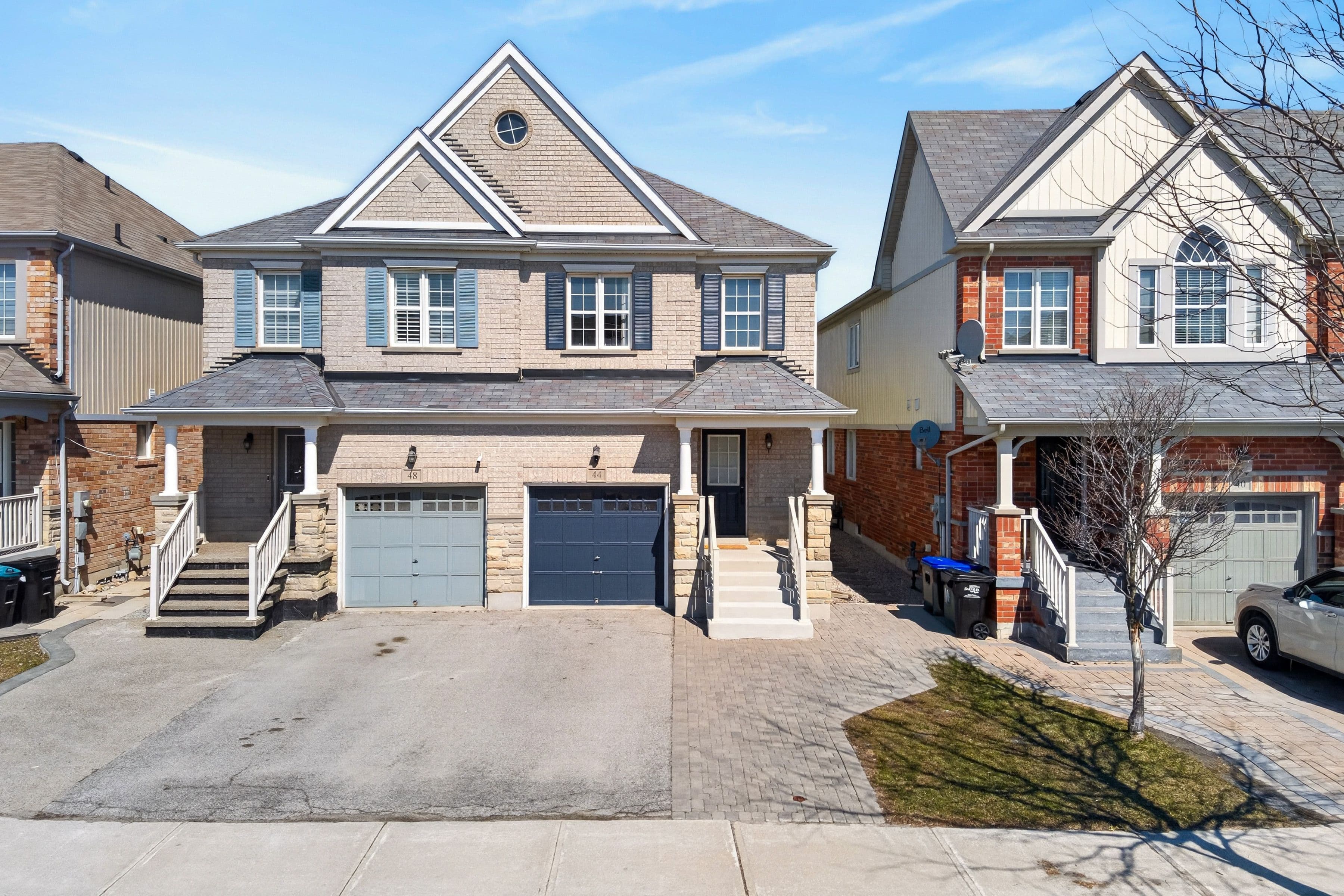 44 Acorn Lane, Bradford West Gwillimbury, ON L3Z 0H6