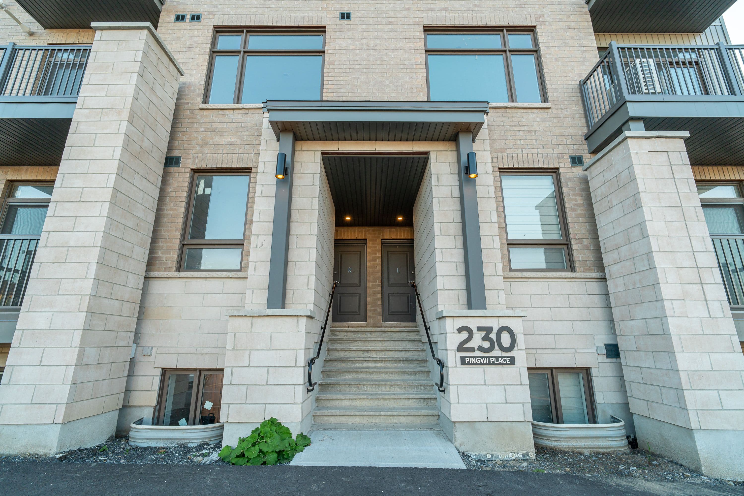 230 Pingwi Place C, Blossom Park - Airport and Area, ON K0A 2P0