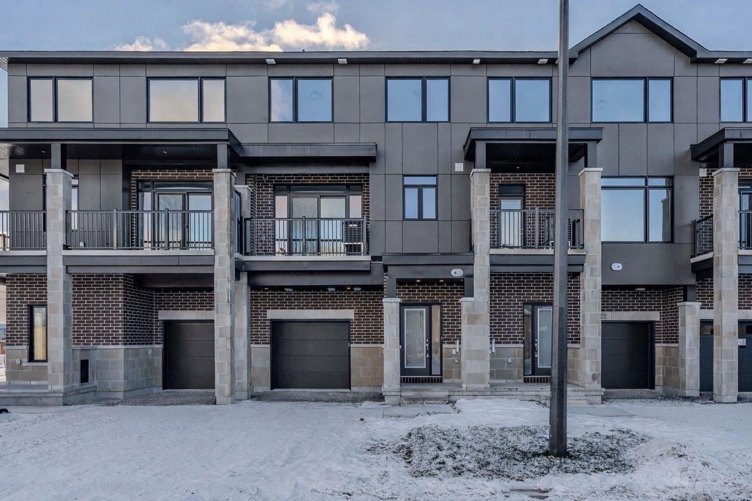 802 Anciano Crescent, Kanata, ON K2S 0J7