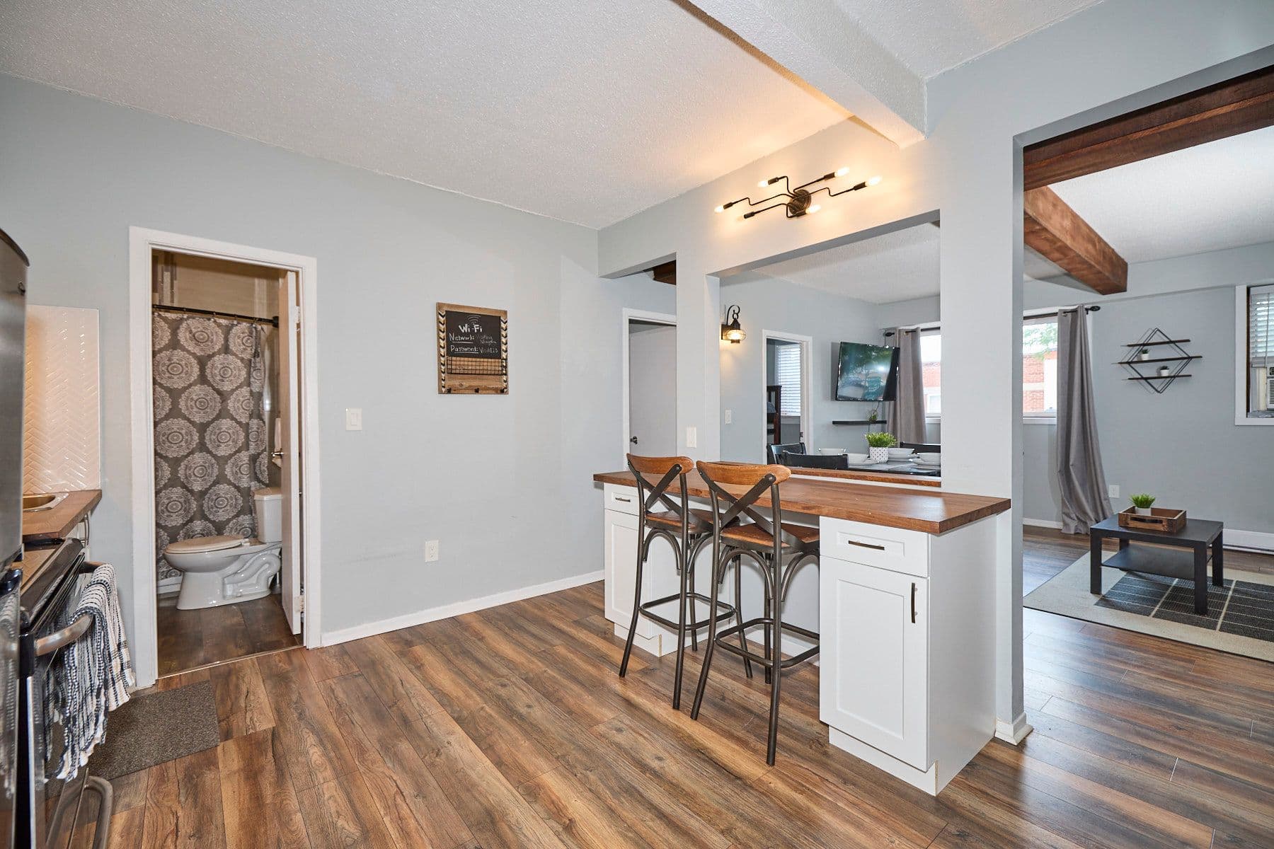 4675 QUEEN Street 1, Niagara Falls, ON L2E 2L9