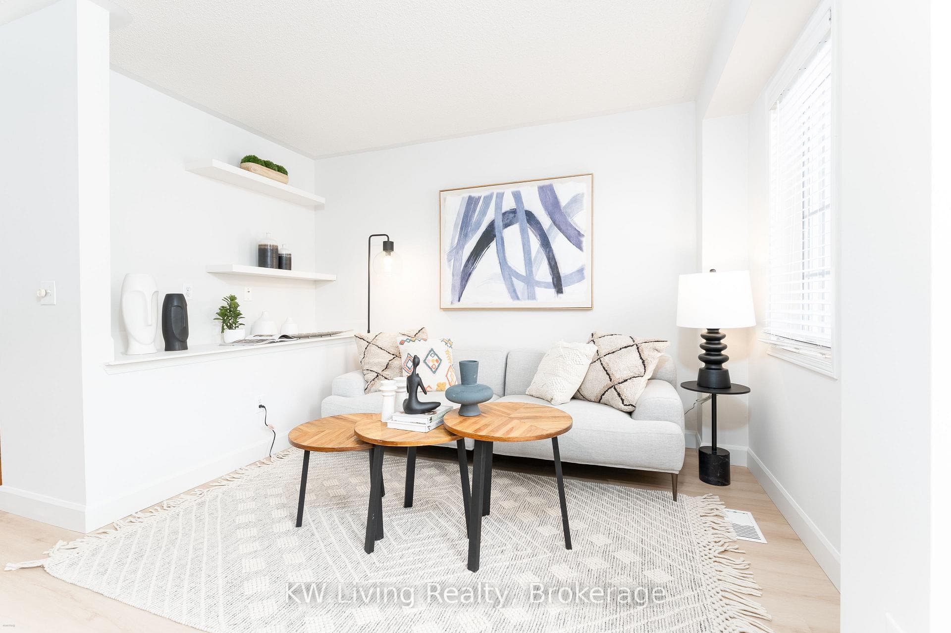 180 Forum Drive 6, Mississauga, ON L4Z 3Y2