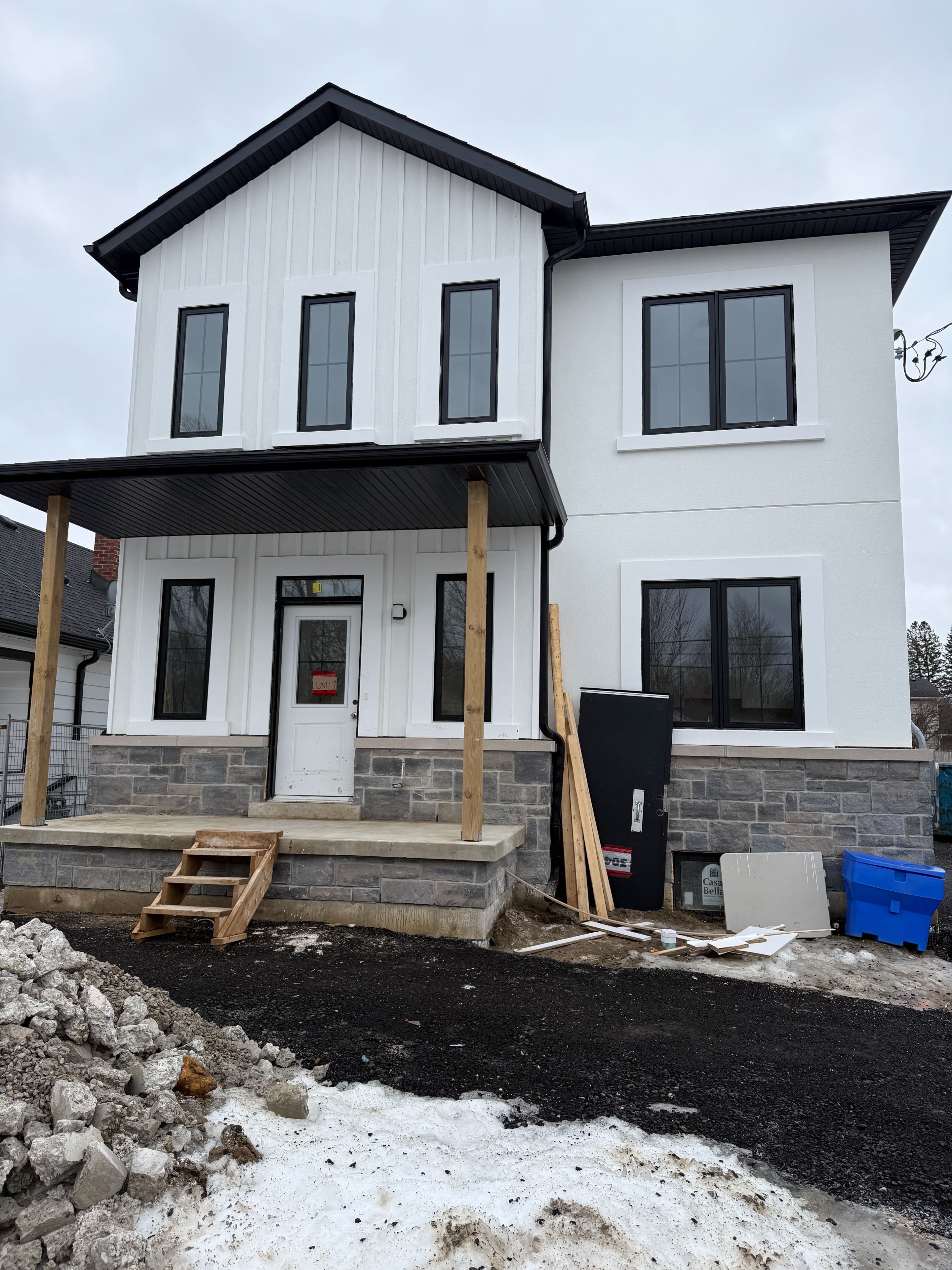 19 Cousins Drive 2, Aurora, ON L4G 1B2