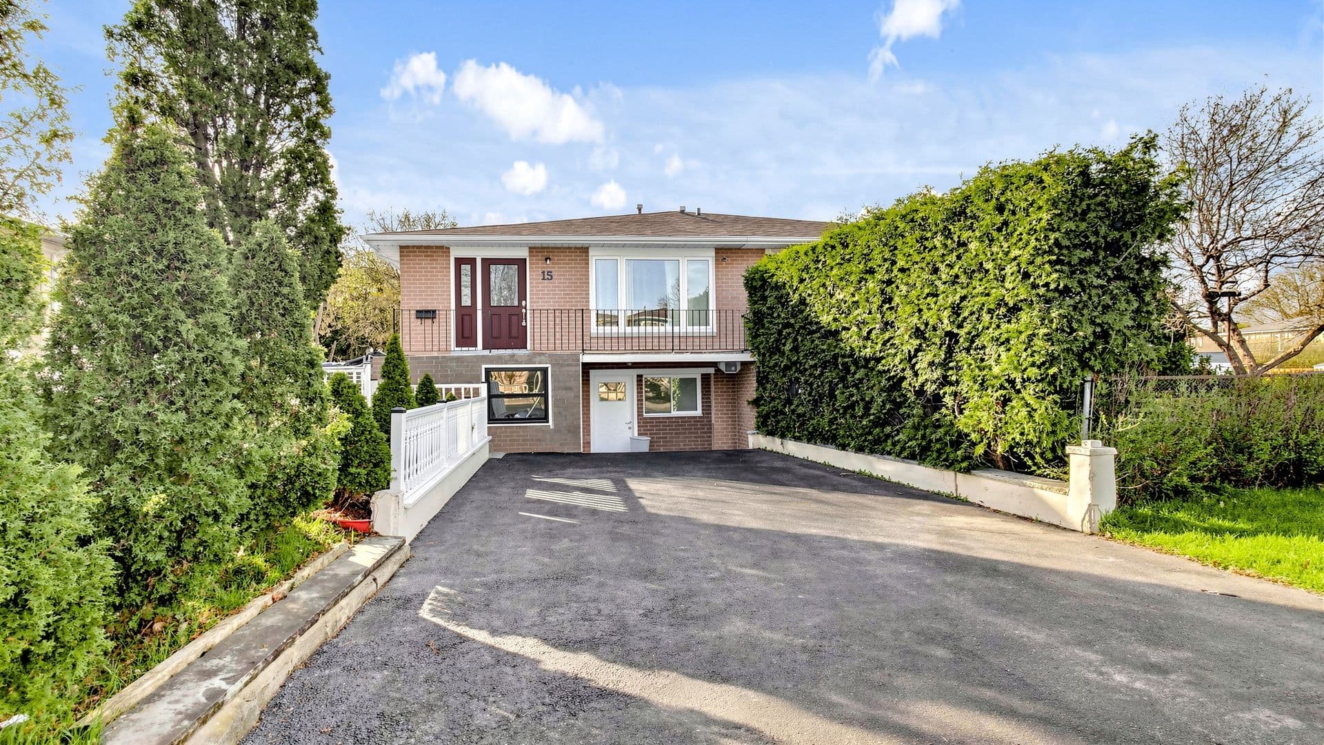 15 Gainsborough Road, Brampton, ON L6S 1X2
