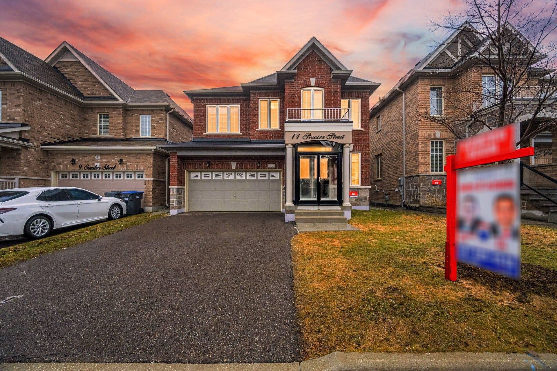 11 Sinatra Street, Brampton, ON L6R 4B3