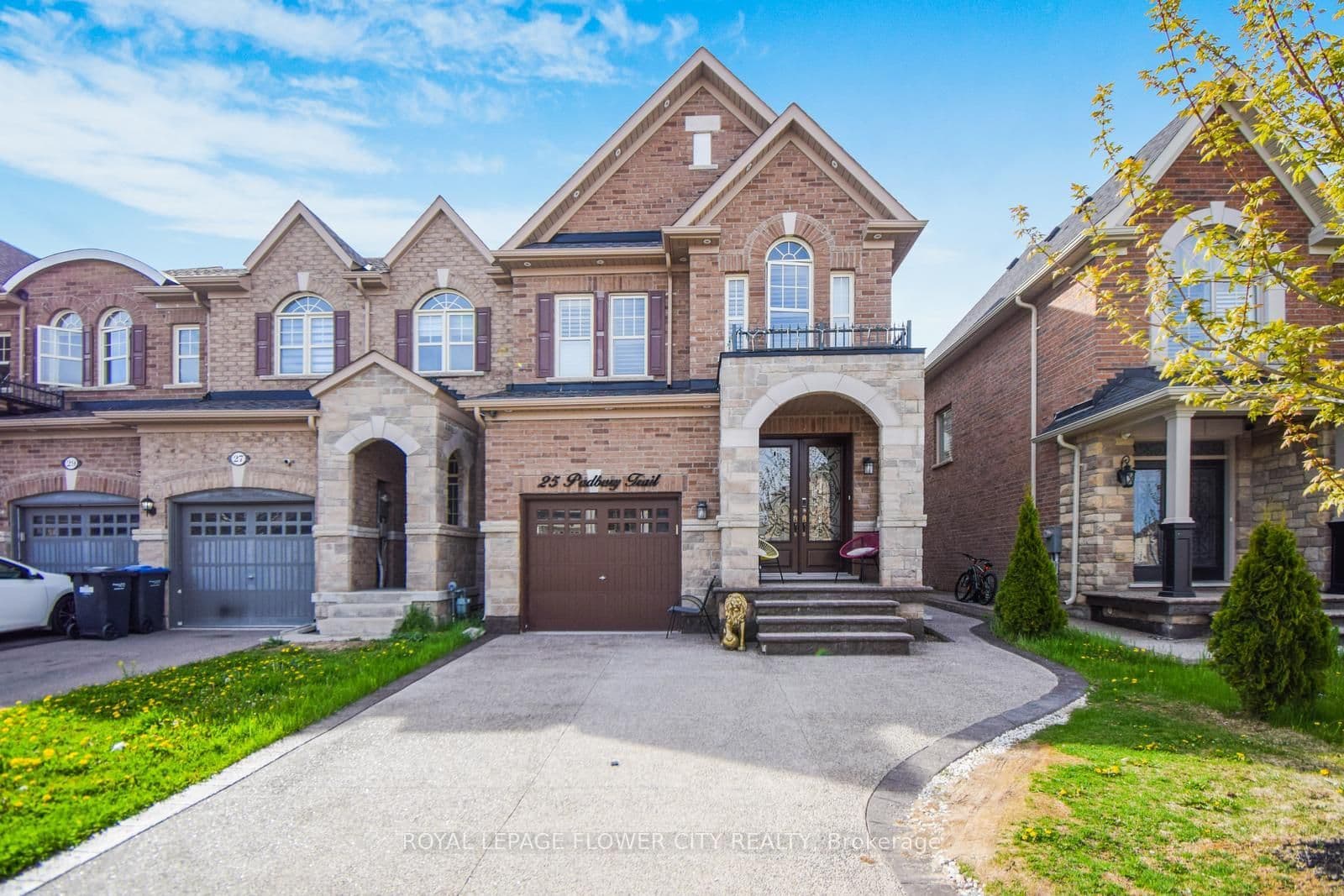 25 Padbury Trail, Brampton, ON L7A 4V2