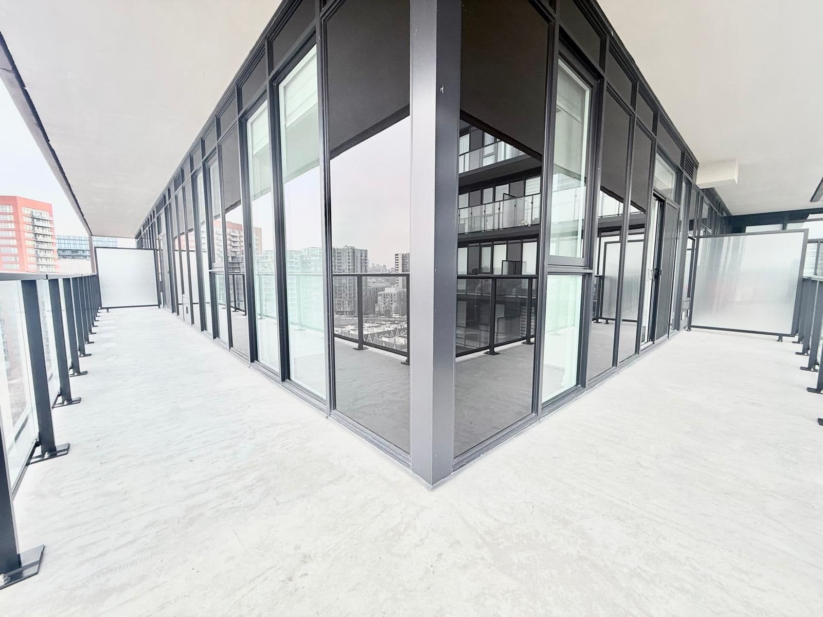 285 Dufferin Street 1106, Toronto W01, ON M6K 0J2